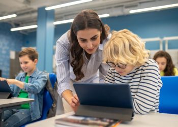 3 Failproof Tips for Teachers to Better Connect with Students