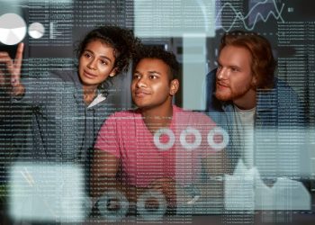 Reach New Heights: Using Custom Software Development for Your Declining Company