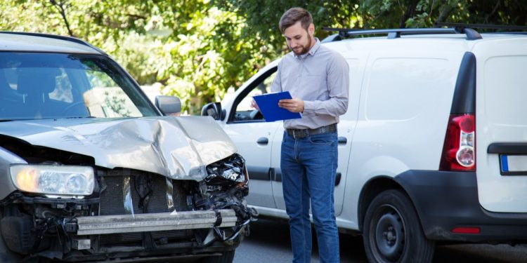 Injured in a Truck Accident? Trust Our Roseville Attorneys for Justice!