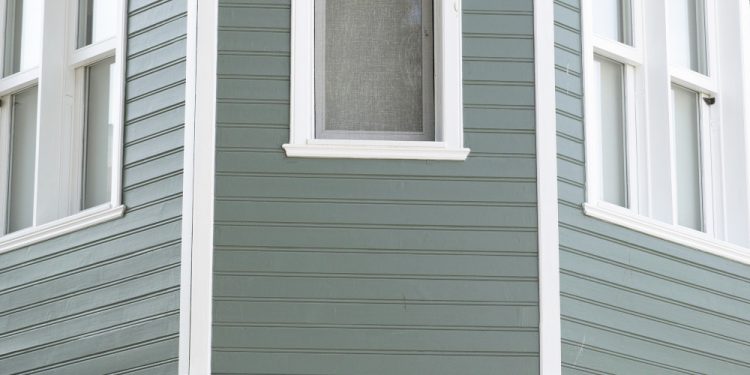 The Ultimate Homeowner’s Guide to Vinyl Siding Installation and Care