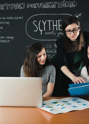 The Rise of Non-Thesis MBA Programs: Rethinking the Modern Business Education Model